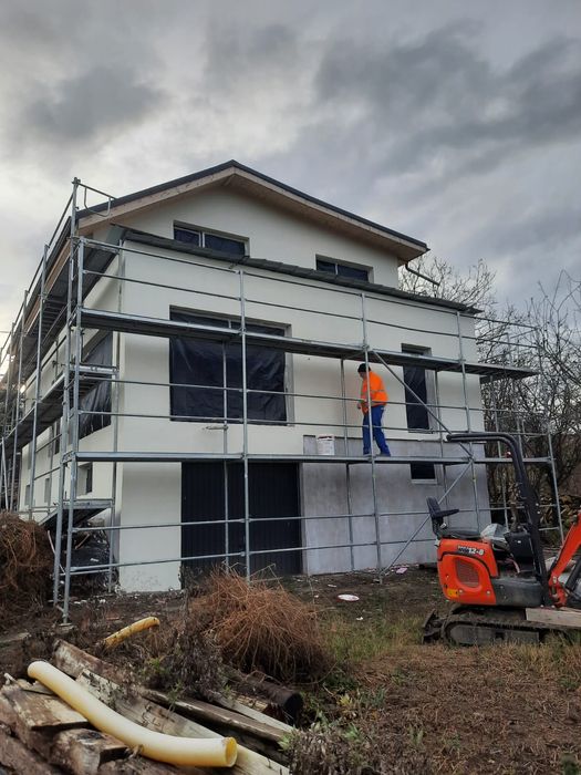 Gletuit/Tencuit/zugravit/Amenajari interioare