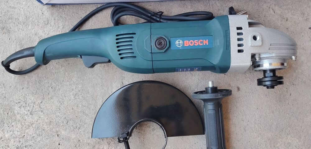Продам болгарку BOSH размер 180