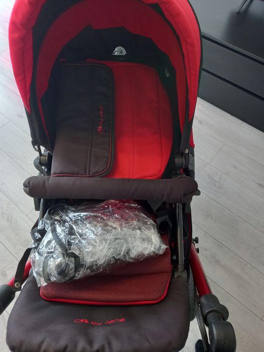 Детска , бебешка  количка  JANE CROSS WALK MATRIX LIGHT 2 RED S 53