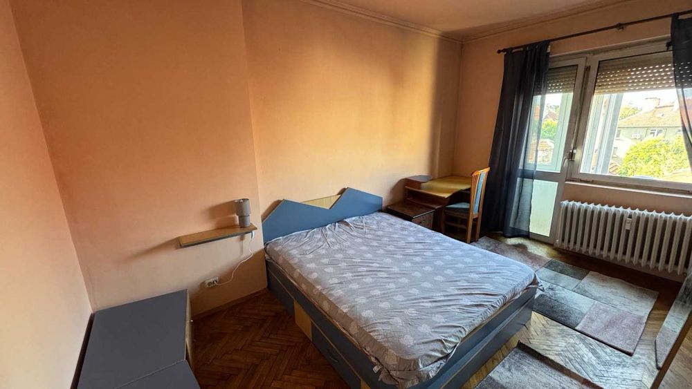 Дава се под наем Тристаен апартамент в София, Център - 110 кв.м за 700 € - Снимка #10