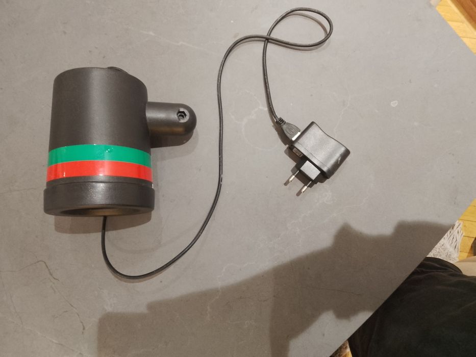 Парти прожектор / LED проектор за ефекти – Отлично състояние