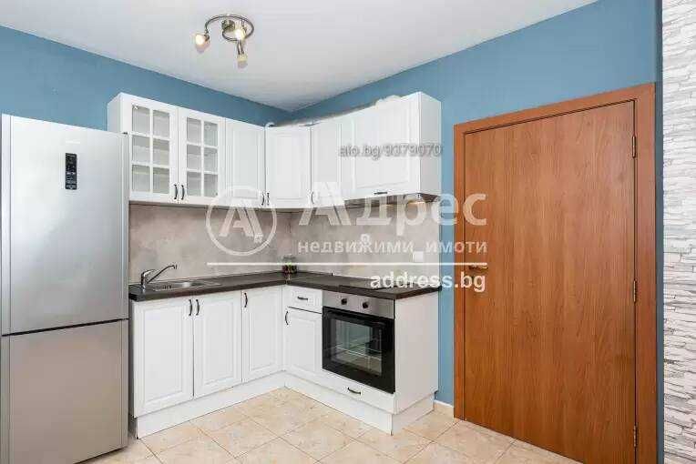 Продава се Тристаен апартамент в Пловдив, Тракия - 100 кв.м за 760 €/кв.м - Снимка #2