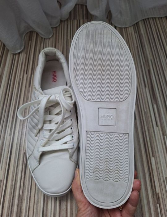 Sneakers/adidași piele Hugo Boss mărime 44.