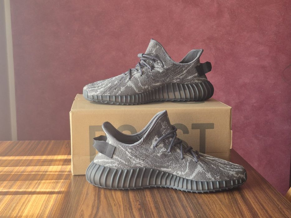Adidas Yeezy 350 V2 Dark Salt - noi