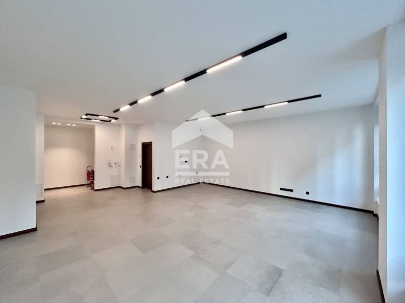 Дава се под наем Офис в София, Кръстова вада - 106 кв.м за 2244 € - Снимка #1