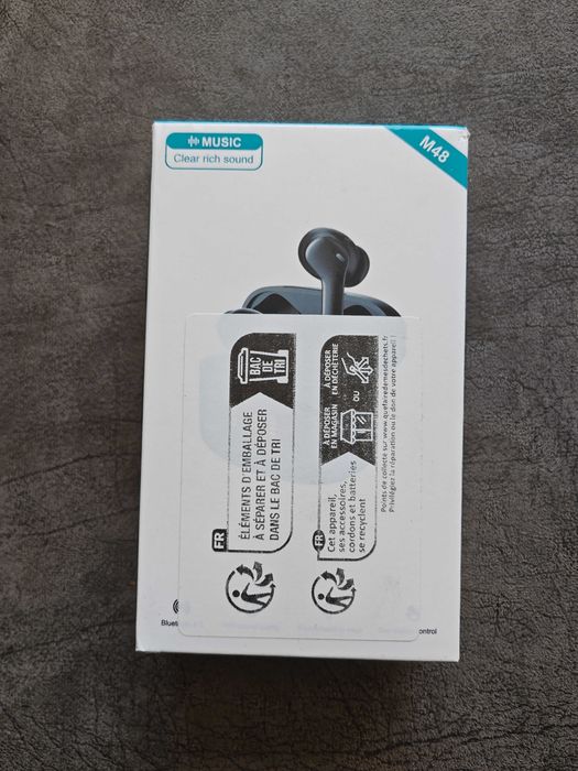 Продавам безжични блутут слушалки