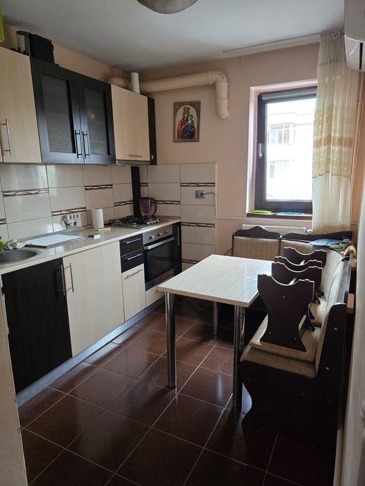 Garsoniera de închiriat