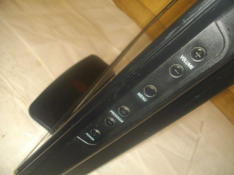 LCD 22" Телевизор Монитор PHILIPS 22PFL3403D/10 За ремонт за части цял