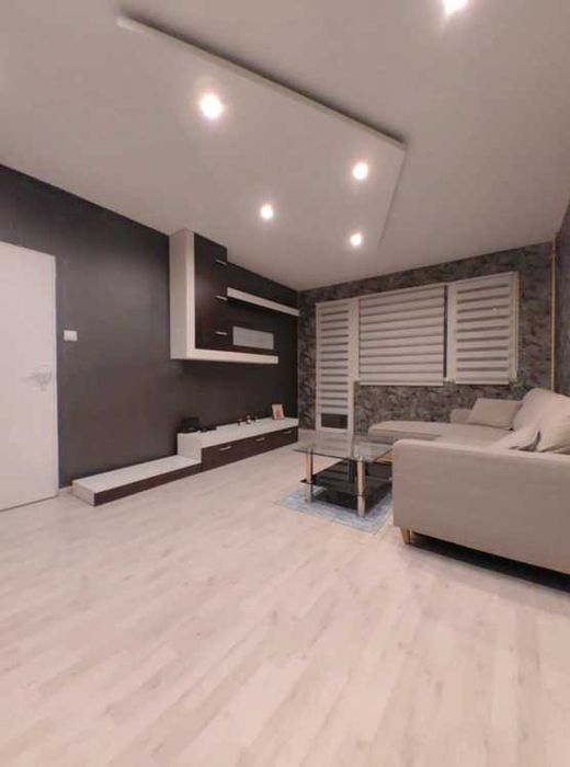 Дава се под наем Двустаен апартамент в София, Илинден - 65 кв.м за 561 € - Снимка #1