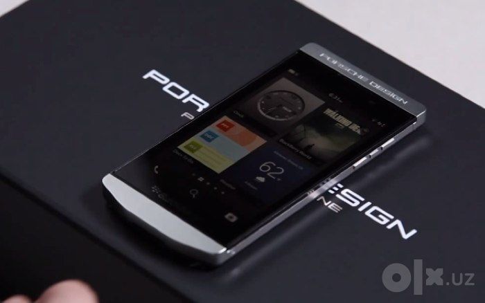 Blackberry Porsche design 9982