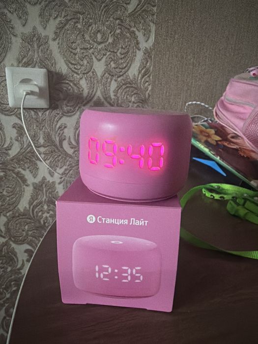 Продам яндекс алису