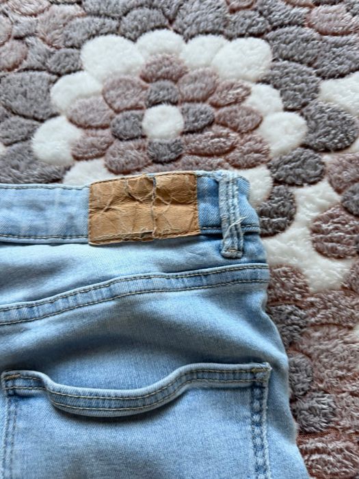 Маркови дънки в отлично състояние.