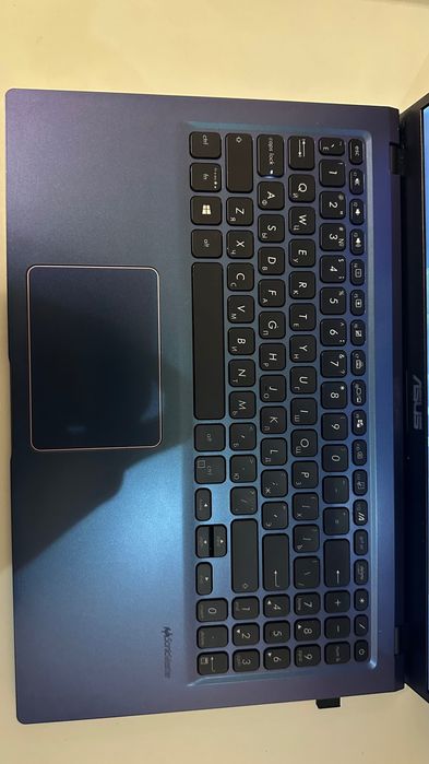 Kompyuter Asus sotiladi