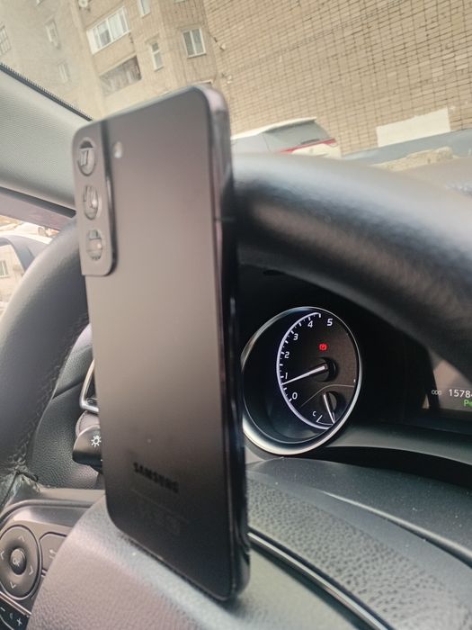 Продам Samsung Galaxy S22 5G