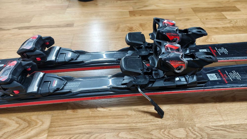 Ski Volkl Racetiger RC Black cu legaturi Marker VMotion 12 GW