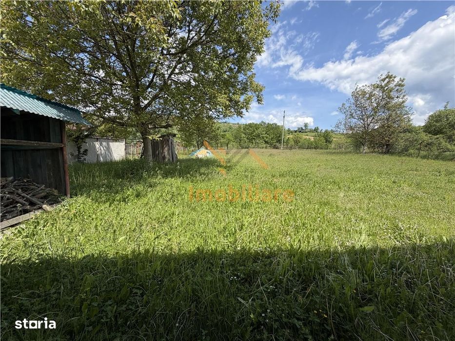 Casa De Vanzre | 4 Camere | 978 Mp Teren | Rosia | Bihor |