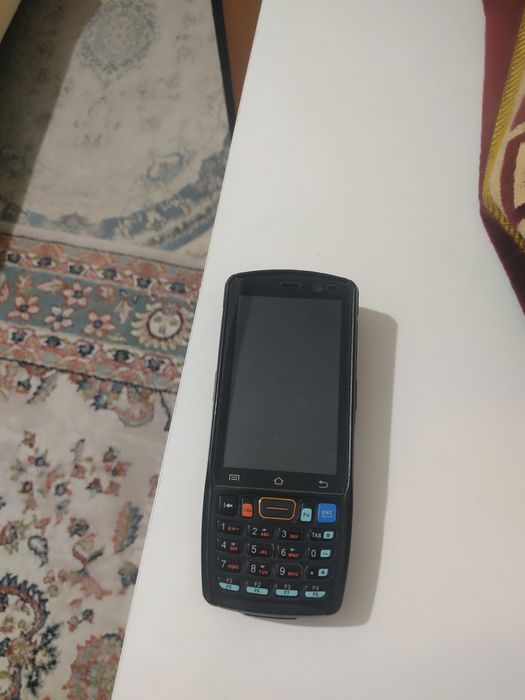 Продам телефон бу