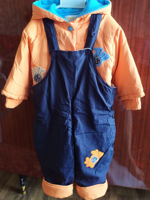 Продаётся зимний комбинезон