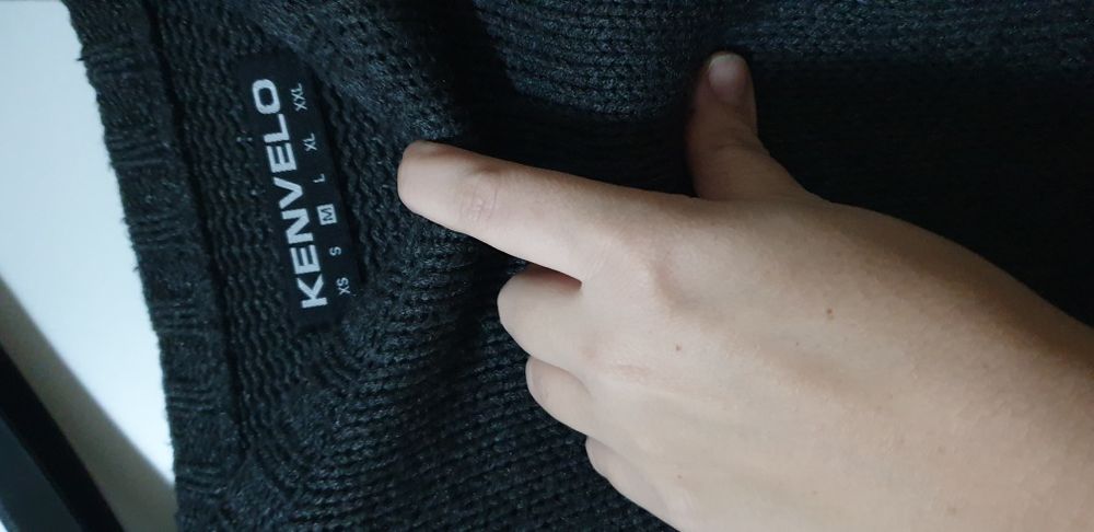 3 мъжки пуловера и карирана риза Кенвело