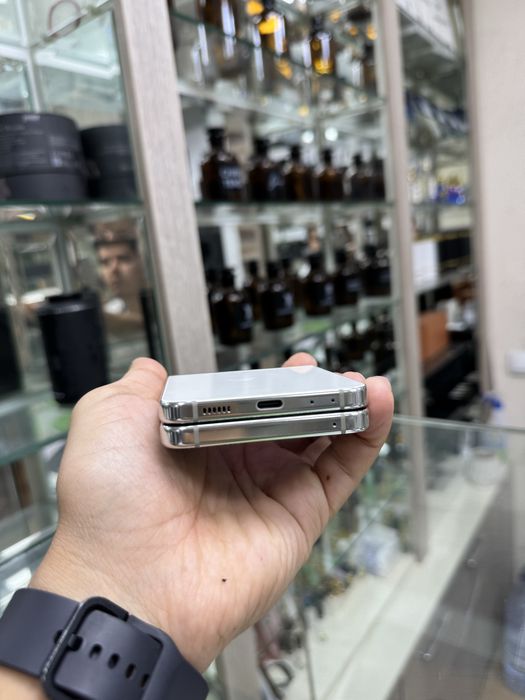 samsung Z Flip 5 8/256Gb