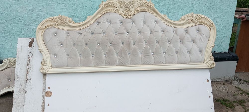 Срочно продам спальный кровать