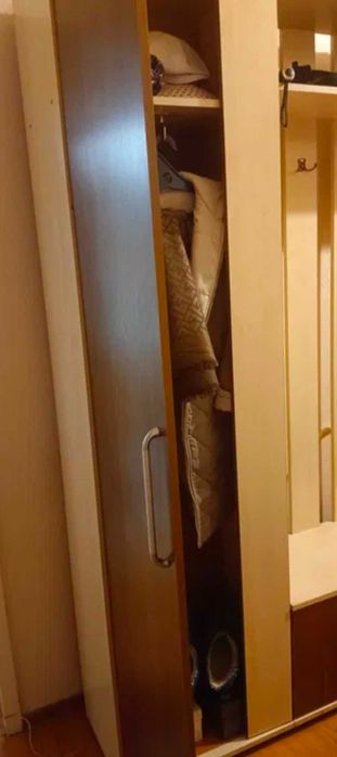 Продам очень срочно шкаф