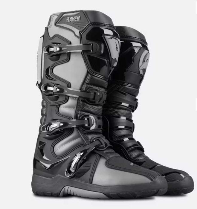 Зимна ПРОМОЦИЯ - НОВИ ботуши RAVEN - 43 , 44 и 45 номер