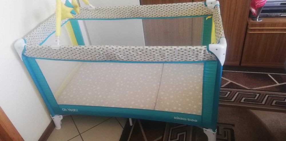 Сгъваема бебешка кошара с матрак