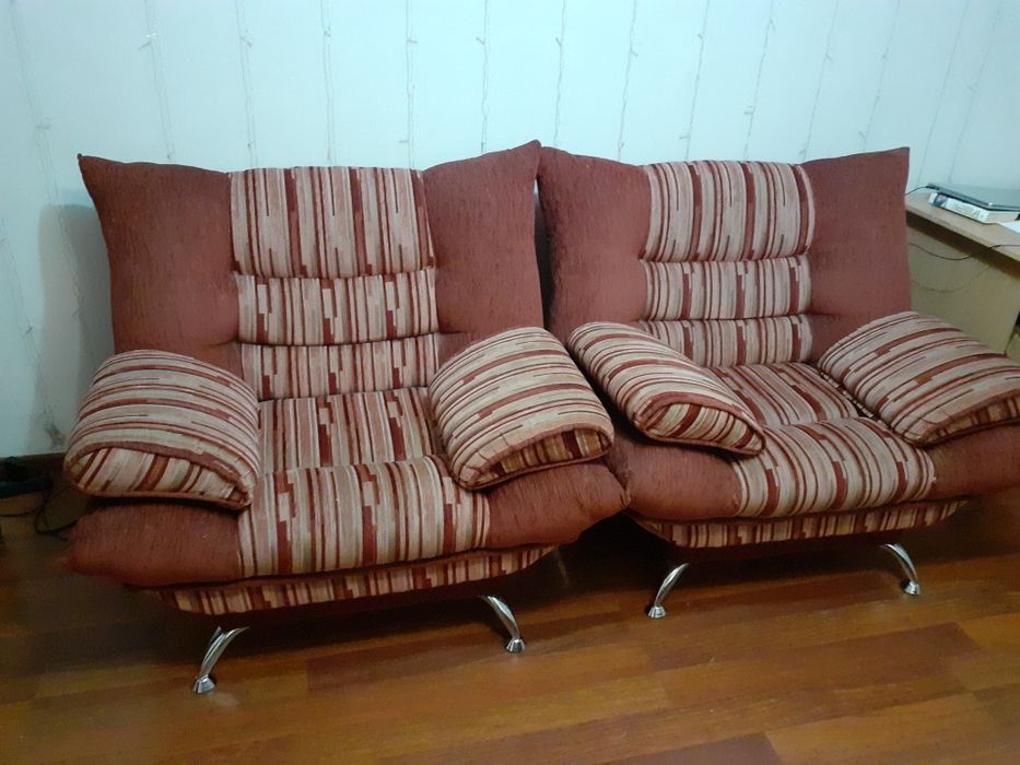 Продам кресла 2 шт