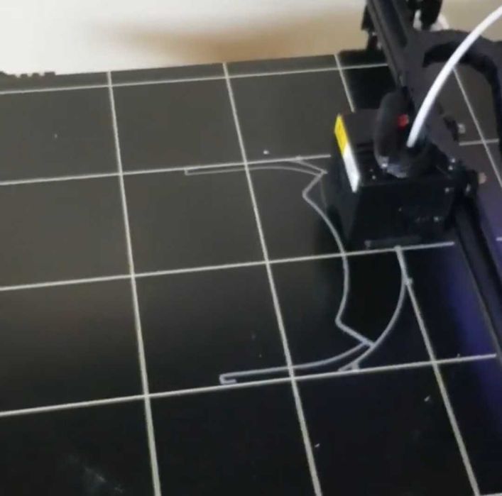 Anycubic Chiron la cutie folosit cam la 15 printuri