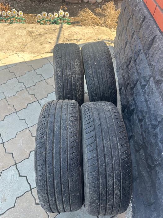 Продам летние резины