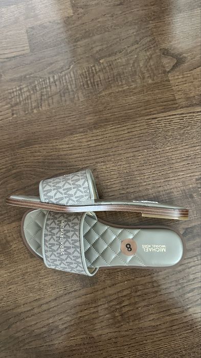 Шлепки Michael Kors 37 разм