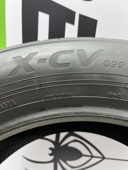 235/60 R18  YOKOHAMA G99