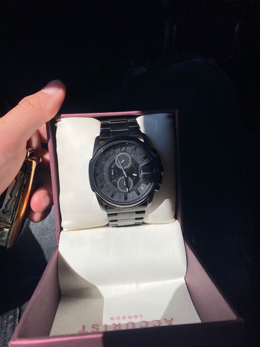 Casio ,diesel, lorus  folosite foarte putin