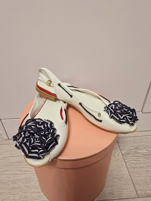 Белый кожанные балетки