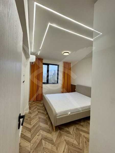 Дава се под наем Тристаен апартамент в Пловдив, Христо Смирненски - 106 кв.м за 927.18 € - Снимка #2