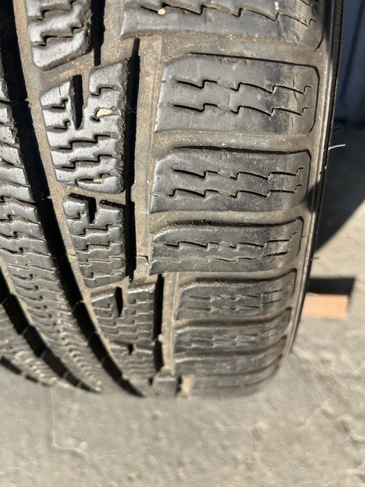 2 бр. зимни гуми 225/45/17 Nokian 7 mm DOT 1914