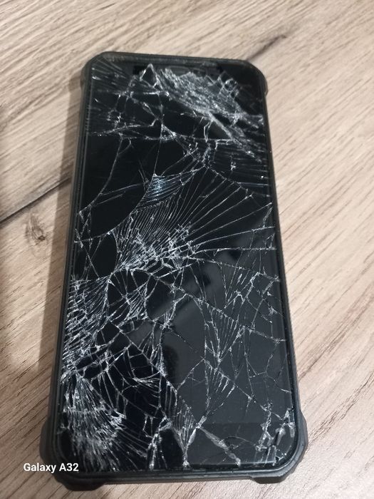 Продам телефон OLIKITEL