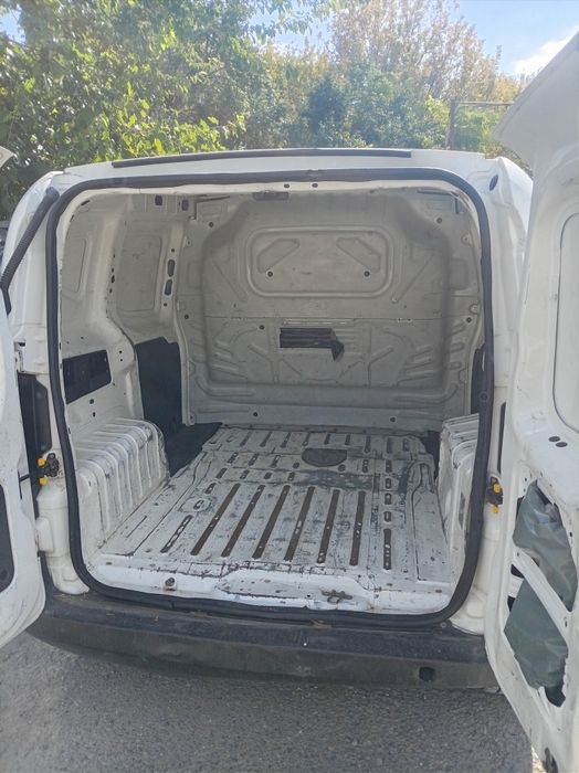Închiriere dubă cu sau fara sofer Citroen Nemo 0751836783