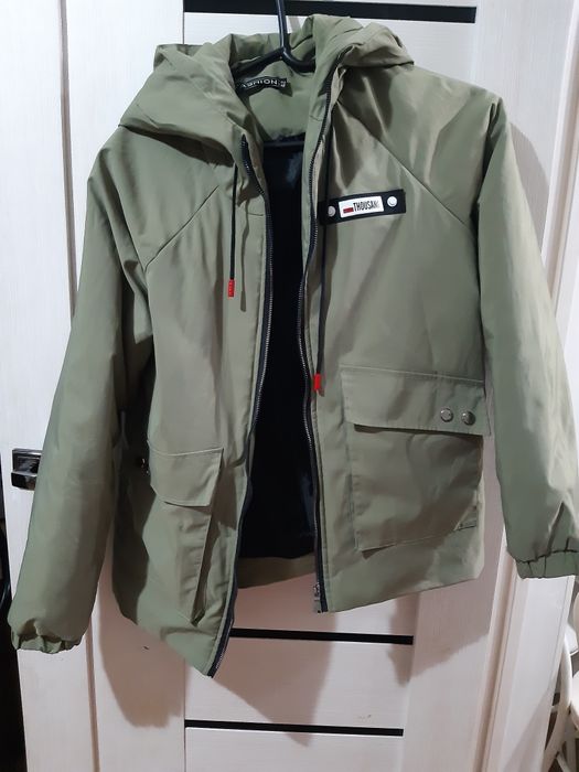 Продам куртки в отличном состоянии