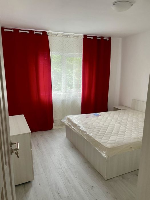 Inchiriez Apartamet 3 Camere Decomandat Prima Inchiriere Bistrita Lac