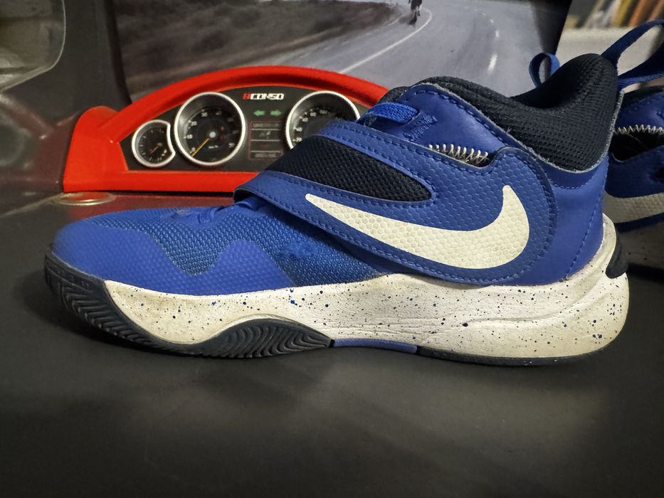 Кроссовки детские nike