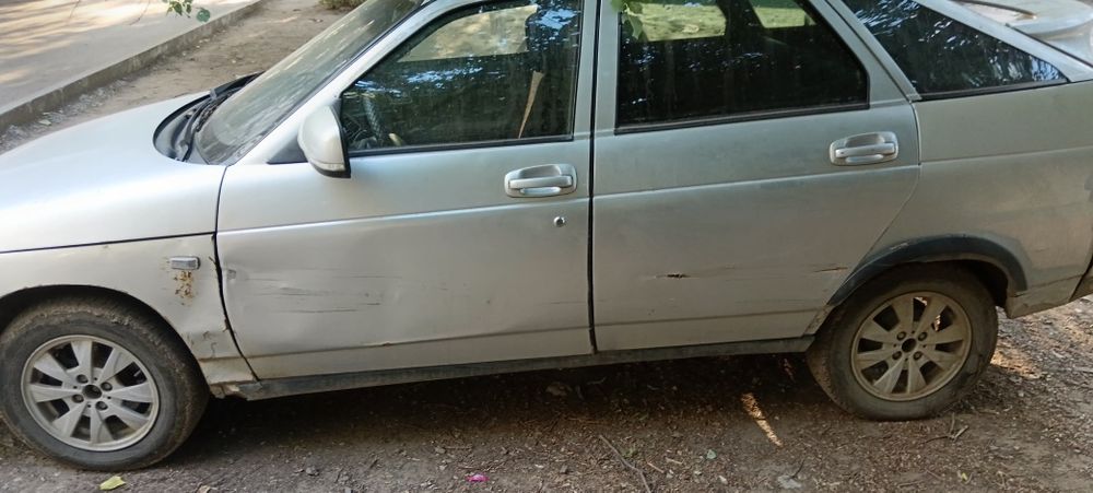 Продам Ваз 2112 состояние хорошее