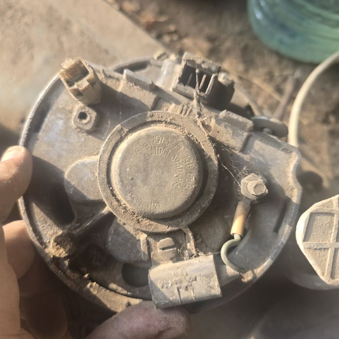 4 генератора все отдам за 20000