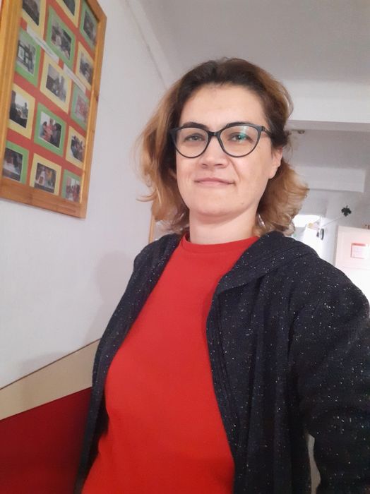 meditez elevi studenti si adulți la limba engleză