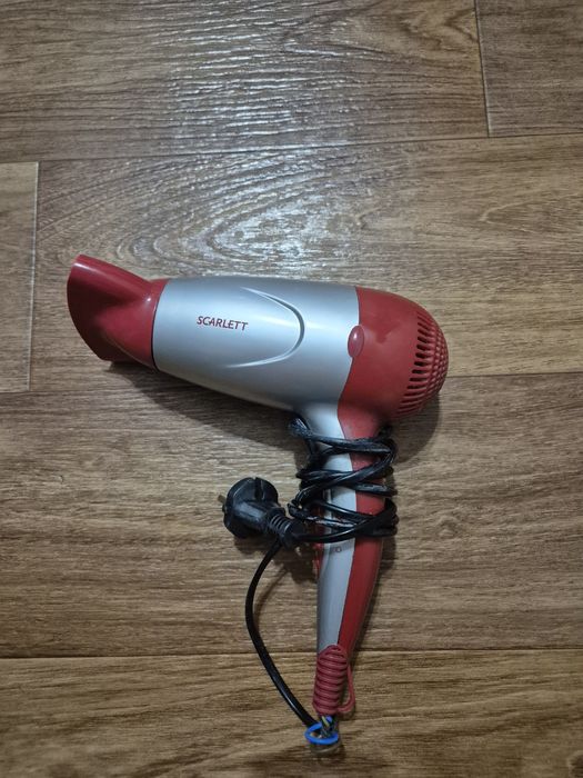 Продам фен недорого