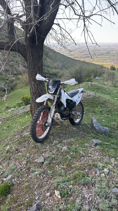 Продаю мотоцикл z2