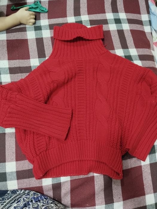 Отдам все вещи за 5000 тг