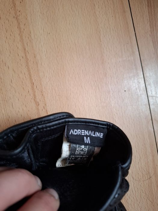 Blugi Moto Dama S, si Manusi Adrenaline