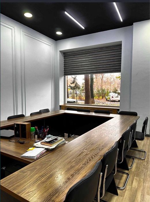 Сдается помещение ,Голубые купола цум,1 линия,300кв